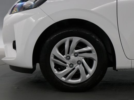Hyundai i10 1.0 Comfort Smart | Direct uit voorraad leverbaar | nu met € 1000,- smart bonus en € 500,- voorra... ActivLease financial lease
