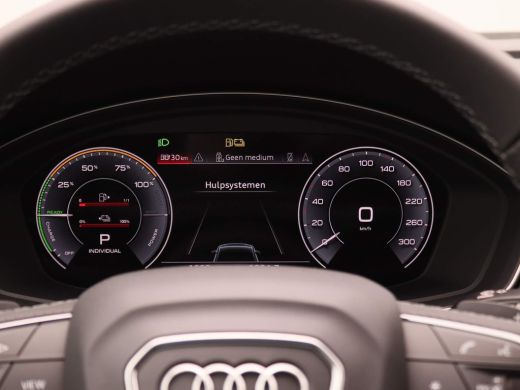 Audi Q5 50 TFSI e S edition quattro 299PK Panoramadak, 360 gr. camera, leder, luchtvering, keyless, adapt... ActivLease financial lease