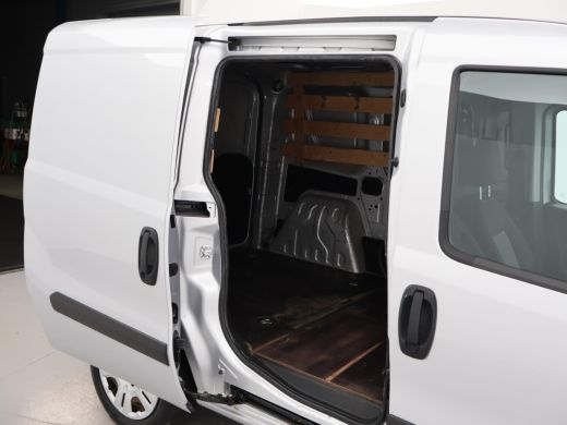 Fiat Dobló Cargo 1.3 MJ L1H1 Actual + AIRCO / TREKHAAK ActivLease financial lease