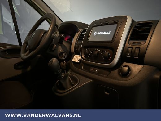 Renault Trafic 1.6 dCi 121pk L2H1 Euro6 Airco | Cruisecontrol | Navigatie | PDC Parkeersensoren, Trekhaak, Bluet... ActivLease financial lease