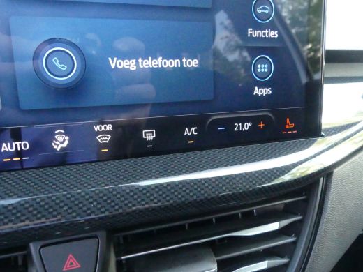 Ford Focus Wagon 1.0 EcoBoost Hybrid 125PK ST-Line X | STOEL+STUUR+VOORRUITVERWARMING | 18'' LMV | CAMERA | ActivLease financial lease