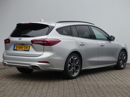 Ford Focus Wagon 1.0 EcoBoost Hybrid 125PK ST-Line X | STOEL+STUUR+VOORRUITVERWARMING | 18'' LMV | CAMERA | ActivLease financial lease
