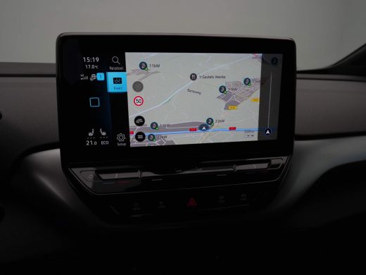 Volkswagen ID.4 First 204pk 77 kWh Navigatie Stuurverwarming Camera Acc demo AG ActivLease financial lease