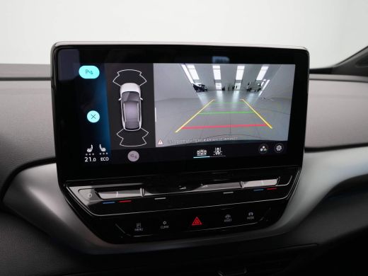 Volkswagen ID.4 First 204pk 77 kWh Navigatie Stuurverwarming Camera Acc demo AG ActivLease financial lease
