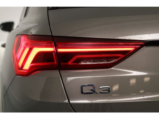 Audi Q3 35 TFSI 150PK S-Tronic | Trekhaak | Navi By App | Climate Control | Stoelverarming | Sportstoelen... ActivLease financial lease