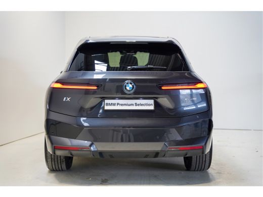 BMW iX xDrive40 Business Edition Plus Sportpakket ActivLease financial lease