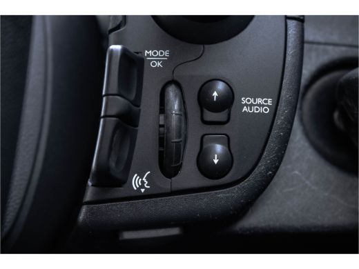 Renault Kangoo **1.5 dCi | L1H1 | Airco | Cruise | Navigatie | R-Link** ActivLease financial lease
