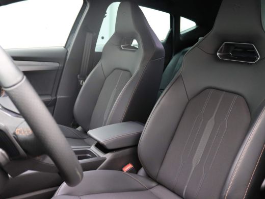 Seat Formentor 1.4 e-Hybrid Adrenaline 245PK DSG Achteruitrijcamera, winterpakket, keyless, side assist, 19'' li... ActivLease financial lease