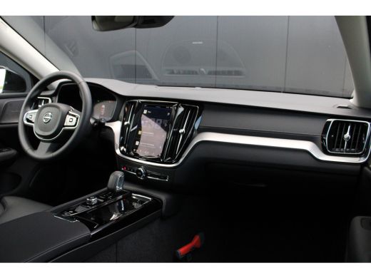 Volvo  V60 T6 Recharge AWD Ultimate Bright | Panoramdak | Pilot Assist | Harman Kardon | Camera | BLIS | Ful... ActivLease financial lease