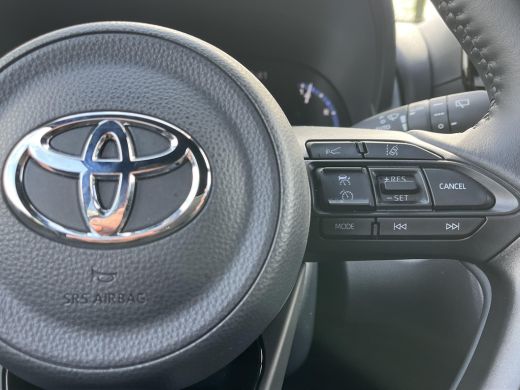 Toyota Yaris Cross 1.5 Hybrid Adventure | All wheel drive | Navigatie | Parkeersensoren | Stuur- + stoelverwarming |... ActivLease financial lease