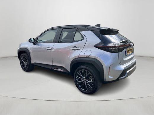 Toyota Yaris Cross 1.5 Hybrid Adventure | All wheel drive | Navigatie | Parkeersensoren | Stuur- + stoelverwarming |... ActivLease financial lease