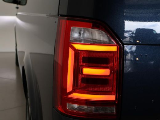 Volkswagen Transporter CARAVELLE 2.0 TDI 204 PK DSG D.C. + LEDER / LED / CLIMATE / 18 INCH / STOELVERW. ActivLease financial lease