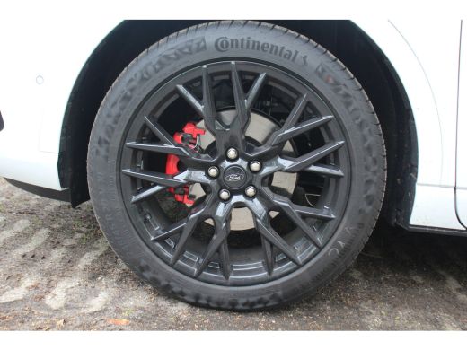 Ford Kuga 2.5 PHEV ST-LINE X | BLACK PACK | FULL-OPTIONS! | PANODAK | WINTERPACK | ST-LINE X | 20' LM. VELG... ActivLease financial lease