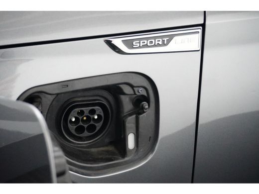 Skoda Octavia Combi 1.4 TSI 150 pk iV PHEV Sportline Business 6-DSG | Achteruitrijcamera | Navigatie | Keyless ... ActivLease financial lease
