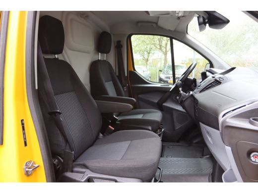 Ford Transit Custom 2.0 TDCI L2H1 TREND | TREKHAAK | CAMERA | CRUISE ActivLease financial lease