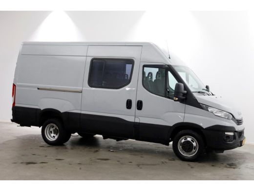 Iveco Daily 35C15 3.0 150pk E6 L2H2 D.C. Airco Trekhaak 3500kg 10-2017 ActivLease financial lease