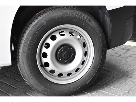 Opel Combo Electric 136 L1 50kWh Operationele lease vanaf € 449,--/ BESTE PRIJS IN NEDERLAND! ActivLease financial lease