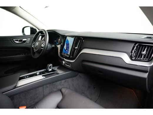 Volvo  XC60 Recharge T6 AWD Plus Dark Long Range | Lightning Pack | Getint glas | 21" wielen | Trekhaak | Par... ActivLease financial lease