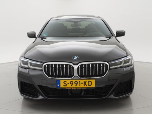 BMW 5 Serie 540i M-SPORT 3.0I 333 PK SEDAN + NAPPA LEDER / LASER LED / HEAD-UP / SCHUIFDAK ActivLease financial lease
