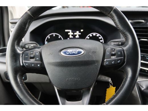 Ford Transit Custom 300 2.0 TDCI L2H1 LIMITED | APPLE CARPLAY | XENON | CAMERA | TREKHAAK | CRUISE | LMV ActivLease financial lease