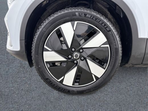 Volvo  XC40 Single Motor Extended Range Plus 82 kWh | 20" | Nubuck Microtech | Getint glas ActivLease financial lease