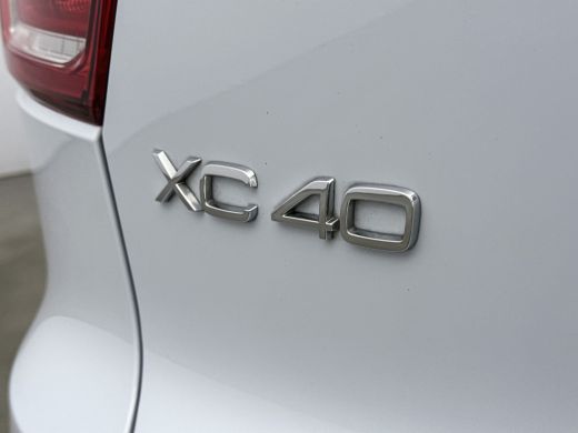 Volvo  XC40 Single Motor Extended Range Plus 82 kWh | 20" | Nubuck Microtech | Getint glas ActivLease financial lease