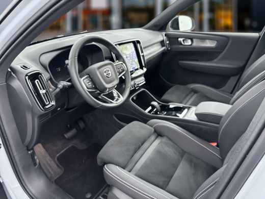 Volvo  XC40 Single Motor Extended Range Plus 82 kWh | 20" | Nubuck Microtech | Getint glas ActivLease financial lease