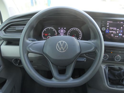 Volkswagen Transporter 2.0 TDI 150pk L2H1 Lengte 2 | Dubbele schuifdeur | Camera | Dealeronderhouden | Trekhaak ActivLease financial lease