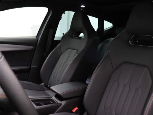 Seat Formentor 1.4 e-Hybrid VZ Black Edition 245PK DSG Panoramadak, trekhaak, leder, achteruitrijcamera, stuur/s... ActivLease financial lease