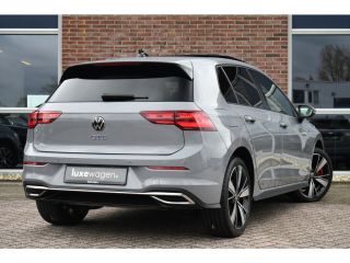 Volkswagen Golf GTE 1.4 eHybrid 245pk Pano HUD Camera ACC IQ-light