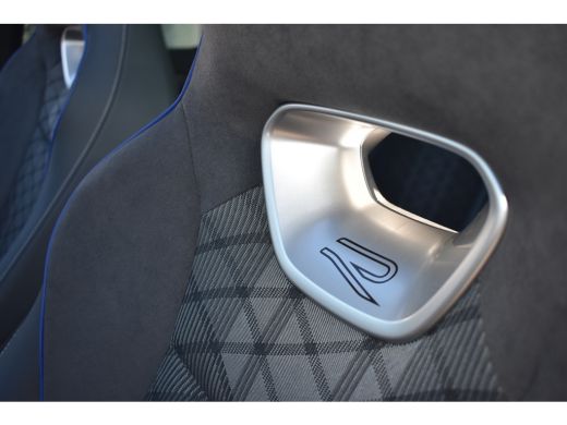 Volkswagen Passat Variant Volkswagen 1.5 eTSI 150PK DSG-7 R-Line | PANORAMADAK | SPORTSTOELEN ActivLease financial lease