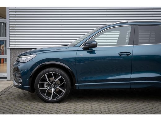 Volkswagen Tiguan Volkswagen R-Line Business | Inclusief € 2000,- inruilvoordeel Inclusief € 2000,- inruilvoordeel ... ActivLease financial lease