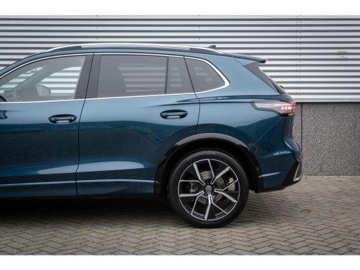 Volkswagen Tiguan Volkswagen R-Line Business | Inclusief € 2000,- inruilvoordeel Inclusief € 2000,- inruilvoordeel ... ActivLease financial lease