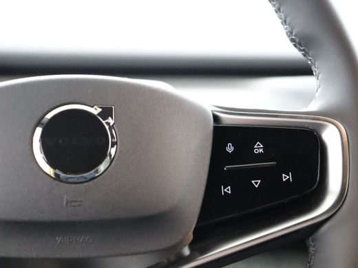 Volvo  EX30 Single Motor Extended Range Plus 69 kWh Direct leverbaar! | Stoel en Stuurverwarming | ActivLease financial lease