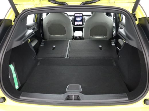 Volvo  EX30 Single Motor Extended Range Plus 69 kWh Direct leverbaar! | Stoel en Stuurverwarming | ActivLease financial lease