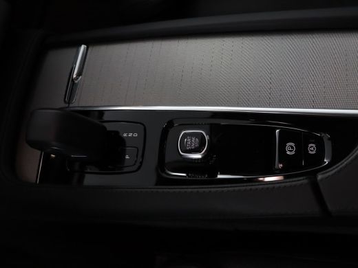 Volvo  XC90 T8 Aut-8 Recharge AWD Plus Dark Long Range | Head-up Display | 360 graden camera | Stoel + stuur ... ActivLease financial lease