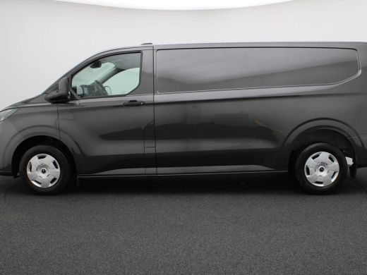Ford Transit Custom 300 2.0 TDCI L2H1 Trend 136PK Achteruitrijcamera, park distance control, airco, cruise control, b... ActivLease financial lease