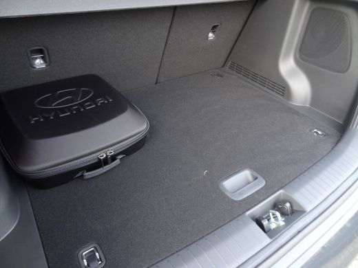 Hyundai KONA EV Comfort 39 kWh | €34.700,- RIJKLAAR! | ActivLease financial lease