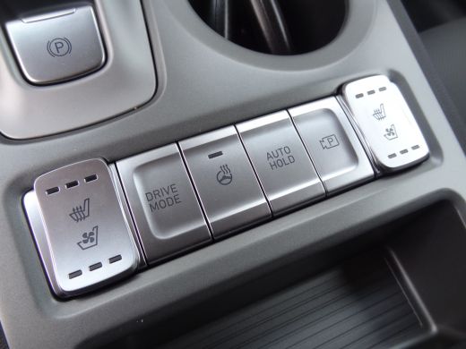 Hyundai KONA EV Premium 64 kWh | €37.900,- RIJKLAAR! | ActivLease financial lease