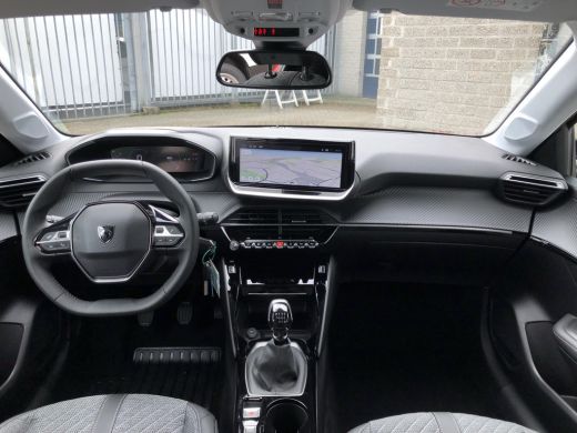 Peugeot 208 1.2 PureTech 100pk Allure | Cruise control  | Achteruitrijcamera | Navigatie | Apple carplay/Andr... ActivLease financial lease