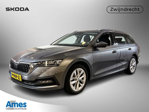 Skoda Octavia Combi 1.4 204pk TSI iV PHEV Business Edition / Parkeercamera achter / Cruise Control / Parkeersen... Skoda Octavia Combi 1.4 204pk TSI iV PHEV Business Edition / Parkeercamera achter / Cruise Control / Parkeersen...