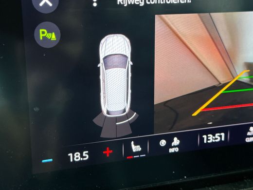 Skoda Octavia Combi 1.4 204pk TSI iV PHEV Business Edition / Parkeercamera achter / Cruise Control / Parkeersen... ActivLease financial lease