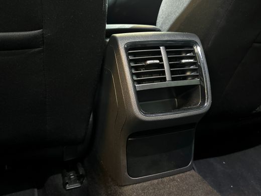 Skoda Octavia Combi 1.4 204pk TSI iV PHEV Business Edition / Parkeercamera achter / Cruise Control / Parkeersen... ActivLease financial lease