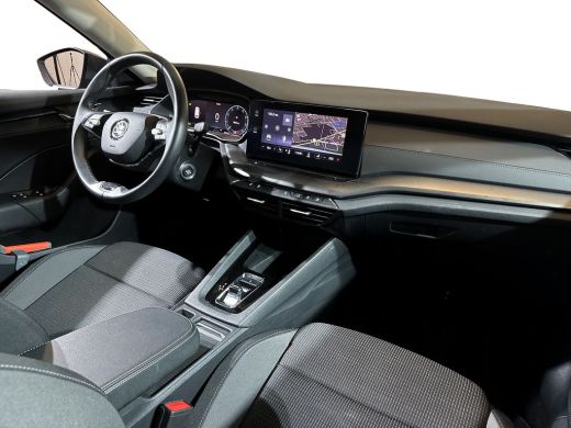 Skoda Octavia Combi 1.4 204pk TSI iV PHEV Business Edition / Parkeercamera achter / Cruise Control / Parkeersen... ActivLease financial lease