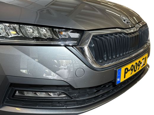 Skoda Octavia Combi 1.4 204pk TSI iV PHEV Business Edition / Parkeercamera achter / Cruise Control / Parkeersen... ActivLease financial lease