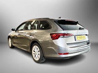 Skoda Octavia Combi 1.4 204pk TSI iV PHEV Business Edition / Parkeercamera achter / Cruise Control / Parkeersen...