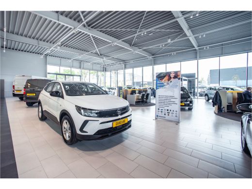 Opel Corsa 1.2 75 pk | Infortainment pakket | 16" Lichtmetalen velgen ActivLease financial lease