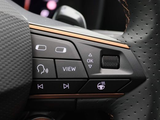 Seat Leon 1.4 e-Hybrid VZ Performance 245PK DSG Panoramadak, achteruitrijcamera, stuur/stoelverwarming, sid... ActivLease financial lease
