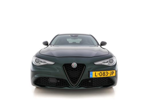Alfa Romeo Giulia 2.2 TI Aut. *XENON | PIENO-FIORE-VOLLEDER | NAVI-FULLMAP | CAMERA | DAB | MEMORY-PACK | ADAPTIVE-... ActivLease financial lease
