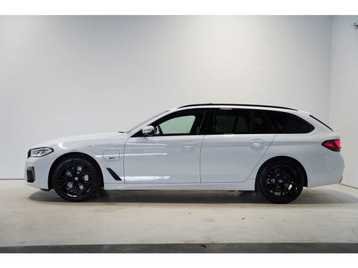BMW 5 Serie Touring 530e xDrive Business Edition Plus M Sportpakket Aut. ActivLease financial lease